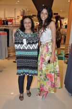at Max Launches Spring Summer Collection in Mumbai on 16th March 2013 (12).JPG